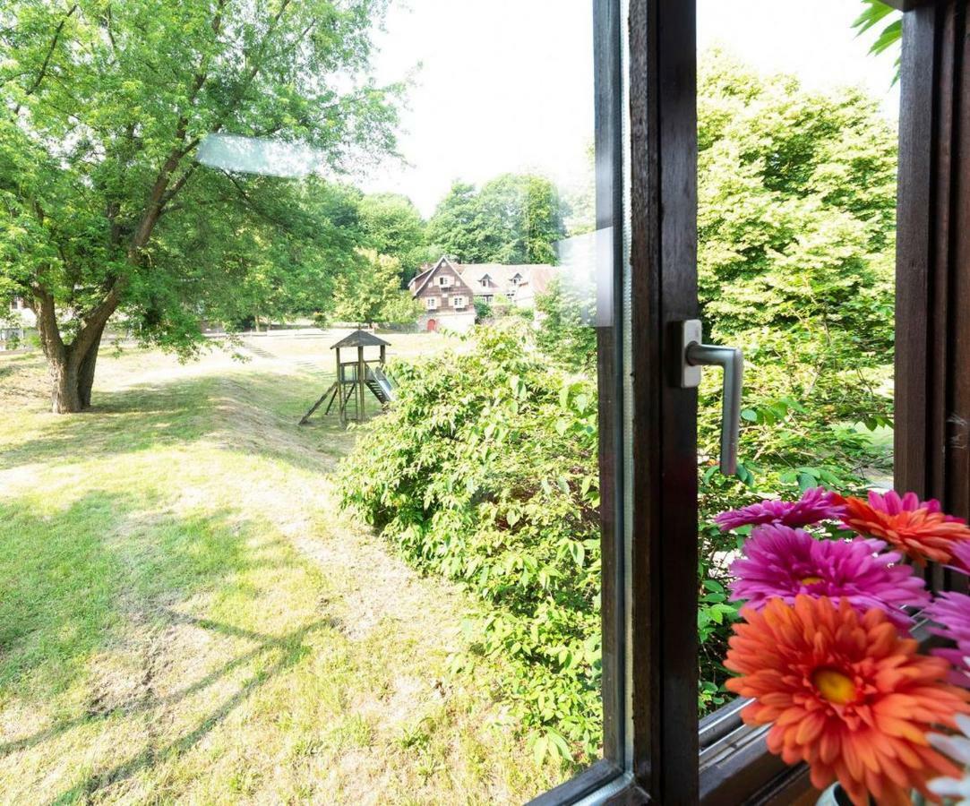 Blumenmeer Appartment Ober-Hambach Bagian luar foto