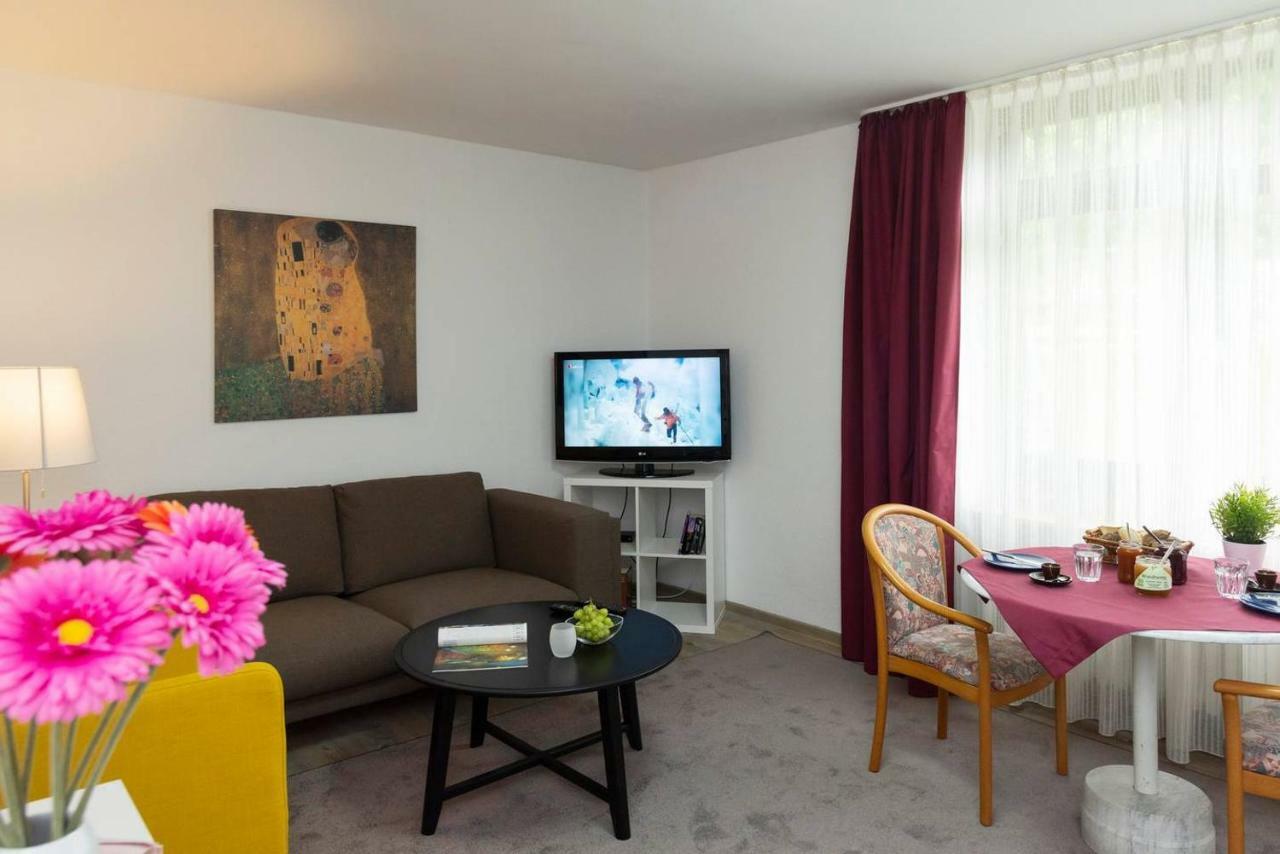 Blumenmeer Appartment Ober-Hambach Bagian luar foto