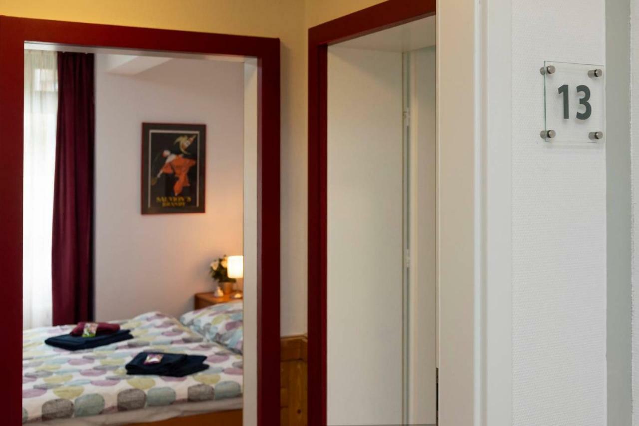 Blumenmeer Appartment Ober-Hambach Bagian luar foto