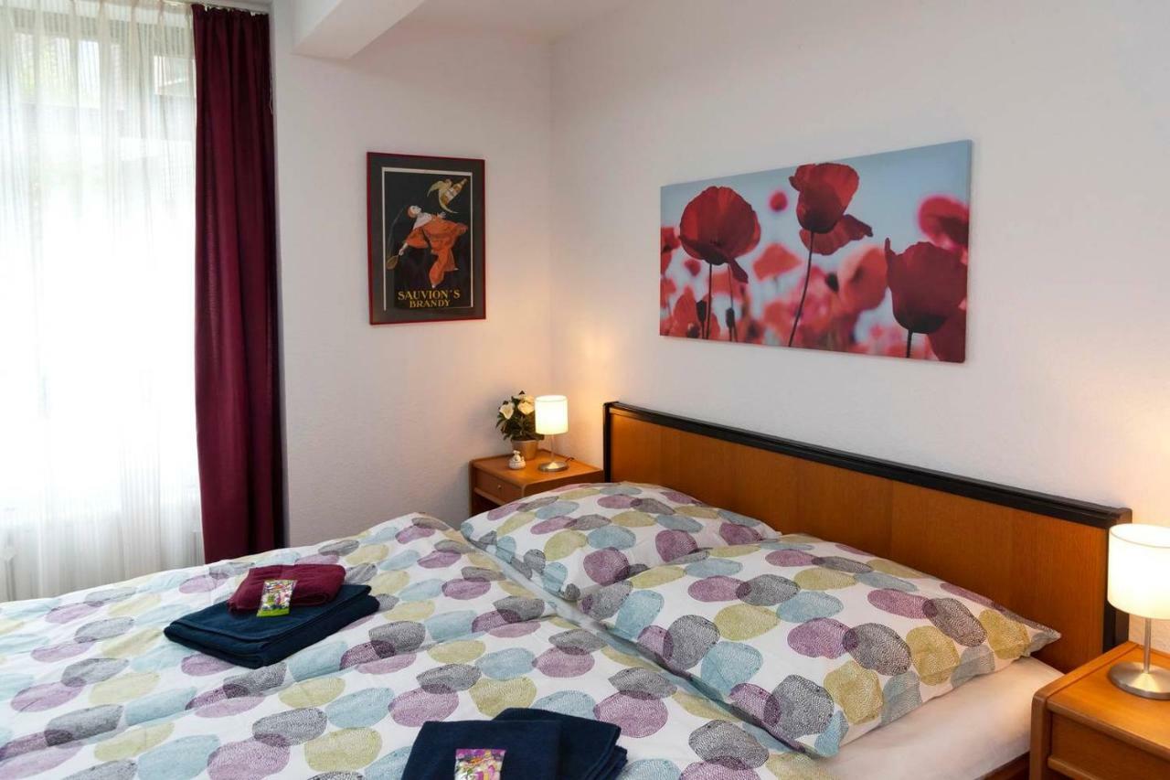 Blumenmeer Appartment Ober-Hambach Bagian luar foto
